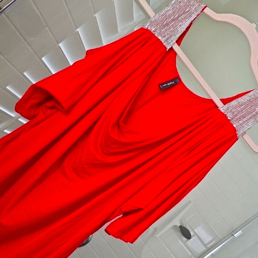 Elegant Red Cold Shoulder Top with Silver
